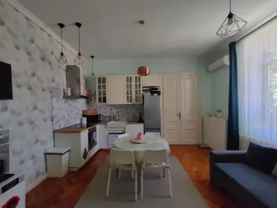 IOSEFIN - 2 CAMERE SI 2 BAI - ETAJUL 1 - BOXA IN CF - RENOVAT - SPATIOS - Timisoara