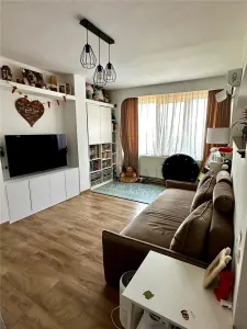 GHE. LAZAR | 4 CAM | DECOMANDAT | RENOVAT | 2 BAI | 2 BALCOANE | BOXA | LIFT | - Timisoara