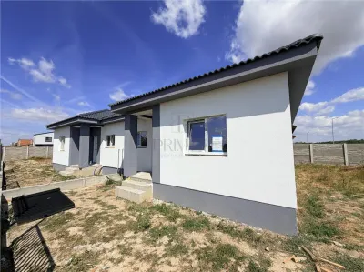 Duplex pe plan - canalizare - compartimentare practica - foto 3