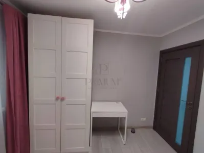 LIPOVEI - ETAJ 1 - ANVELOPAT - 3 CAM - 2 BAI - 2 BALCOANE - CENTRALA PROPRIE- - foto 10