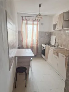 GIROCULUI - 1 CAMERA - DECOMANDAT - BLOC IZOLAT - ZONA LINISTITA - Timisoara