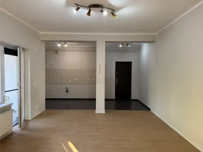 BRAYTIM - 3 CAMERE - PARTER - RENOVAT - ZONA BUNA - Giroc