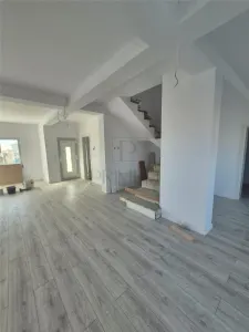 Duplex despartit - zona excelenta - finiaje premium - foto 6
