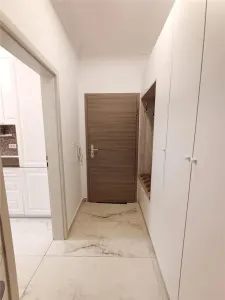 CHISODA - GRADINA - TERASA - 3 CAMERE - 2 BAI - INCALZIRE PARDOSEALA - LOC PARCARE - foto 10