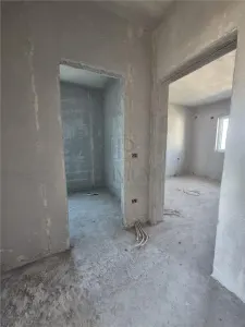 DUPLEX DESPARTIT - SUPRAFETE MARI - ZONA EXCELENTA - foto 18
