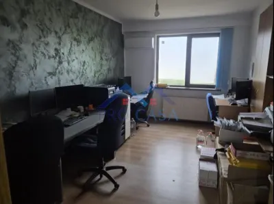 Apartament 2 camere, decomandat, etaj 2, Cetate, 2 balcoane, 62 mp. - Alba Iulia