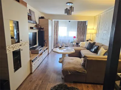 Apartament 3 camere, Cetate, et.3, pivnita, mobilat,utilat - Alba Iulia