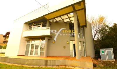 Vila exclusivista P+2E la cc.500m. de Plaja Alezzi - Mamaia-Sat
