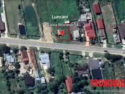 Luncani, Casa Chirpici, La strada - foto 10