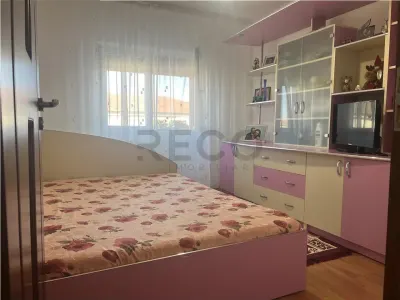 RECO, Apartament 3 camere, Strada Somesului - foto 4