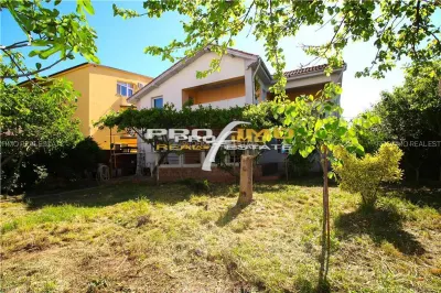 Vila exclusivista P+1E in Mamaia Nord la 500m de Alezzi Beach - Mamaia-Sat
