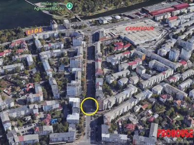 ULTRACENTRAL, 3 Decomandate, Etaj  2 - Bacau