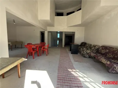 Vila cu teren generos - BARATI - POSIBILITATE DE PARCELARE TEREN - foto 7