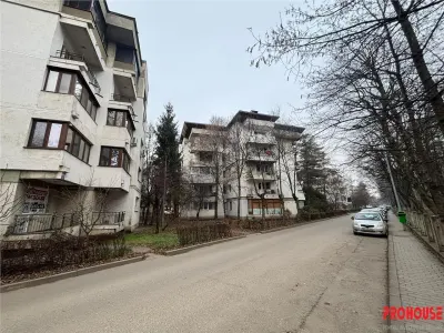 Locație ideală pentru afacerea ta - spațiu 40 mp - Aleea Parcului - foto 3