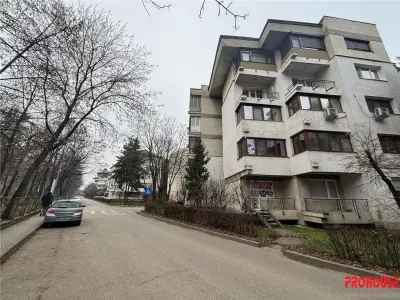 Apartament pretabil birouri - 40 mp - Aleea Parcului - Bacau