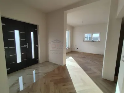 Casa noua P+E | 120 mp utili | Finisaje Premium | C-5698 - Suceava
