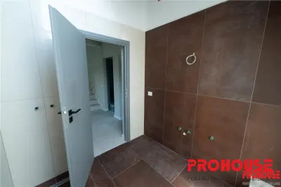 Luncani- vila noua- proiect deosebit langa padure! - foto 17