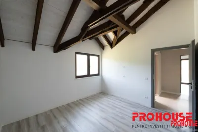 Luncani- vila noua- proiect deosebit langa padure! - foto 7