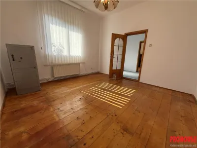De inchiriat - Bistrita Lac - casa + teren - foto 12