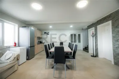 RECO, VILA MODERNA 7 DORMITOARE, BAILE 1 MAI - Baile 1 Mai