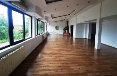 Cladire multifunctionala | P+3E+M | 1180 mp utili | Zamca | IS-1708 - Suceava