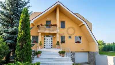 RECO Vila Lux 5 camere + teren mare în Sanmartin - Sanmartin