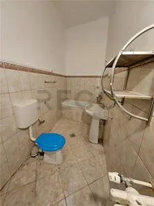 RECO Casa ultra-centrala cu 3 camere . - foto 4