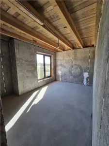 Reco Casa in Paleu cu Toate Utilitatile - foto 18