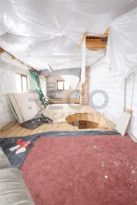 RECO Casa de renovat , zona centrala sub 1000 €/mp!!! - foto 8