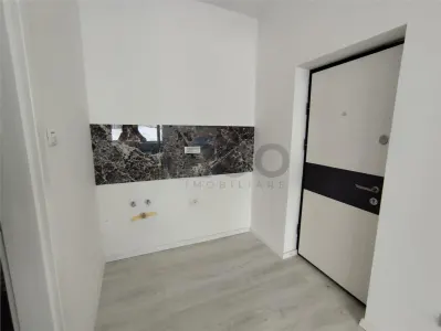 RECO Imobil de inchiriat- ideal clinica sau cazare regim hotelier in fata la spitalul judetean - foto 2