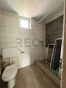 RECO Apartament 2 camere renovat complet, etaj 1/1, intrare separata, zona Louis Pasteur - foto 5