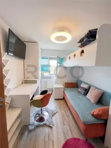 RECO Apartament 3 camere, decomandat, Cantemir - foto 7