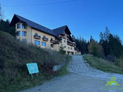 2 Pensiuni la pret de una! Campulung Moldovenesc - 2140 mp - Campulung Moldovenesc