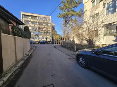 Vanzare 2 camere , Zona Bobalna - foto 14