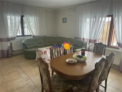 Casa de vacanta sau de locuit, Durău - foto 9