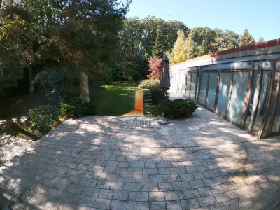 Vila 2.700mp, Paradisul Verde, cu piscina si padure proprie - foto 15
