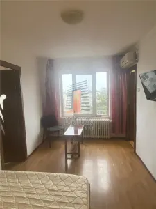 Mamaia, apartament 2 camere, etajul 4/4 - foto 2