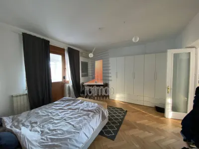 Apartament 2 camere, in vila, spatios, garaj, zona buna! - foto 8
