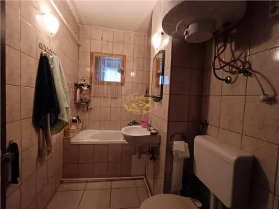 Apartament cu 2 camere (Toplita, str. Sportivilor H/I) - foto 5