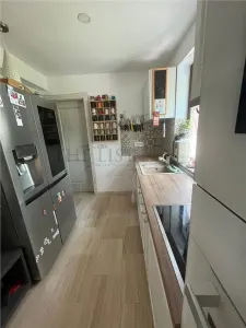 Vila Otopeni cu piscina si teren 1000 mp - foto 12