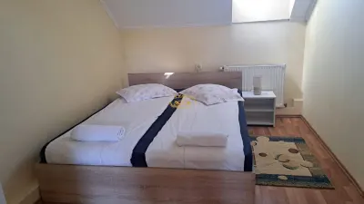 Pensiune in centrul comunei Ditrau, jud. Harghita - foto 11