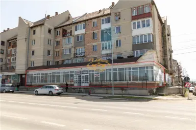 Spatiu comercial in Gheorgheni, Car. Bucin, bl. 26 - foto 2