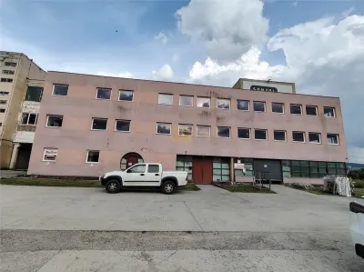 Cladire industriala cu societate in fuctiune (Miercurea Ciuc, str. Zorilor) - Miercurea-Ciuc