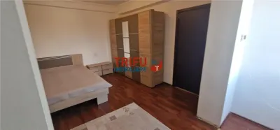 Apartament 3 camere de inchiriat zona Centru - foto 7
