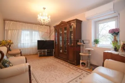 Apartament  cu 3 CD, modelul cu 2 bai - Pacurari - OMV - foto 1