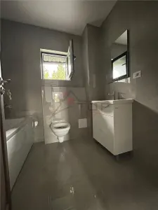Apartament cu 2 camere decomandat, bloc nou, 50mp, loc parcare - Rediu - foto 7