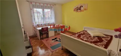 Casa de vanzare zona Centru 571mp teren - foto 12