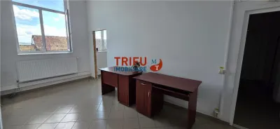 Spatiu comercial de inchiriat in zona centrala din Aiud - foto 5
