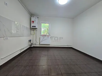 Apartament 2 camere Decomandat - CUG - Renovat - foto 2