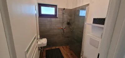 Casa individuala la asfalt, mobilata si utilata - foto 12